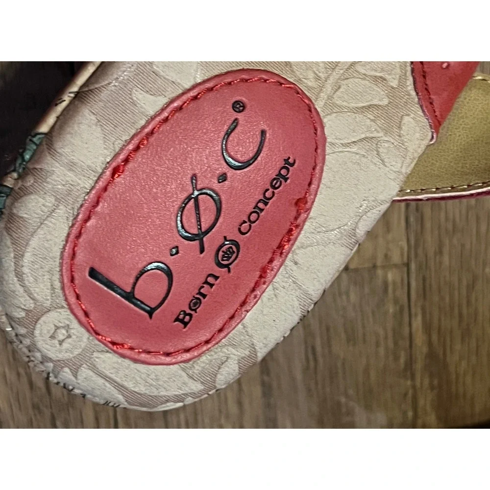 BOC Born Concept Womens 8 Wedge Sandals Red Floral Cork Boho Artsy Strappy Shoes